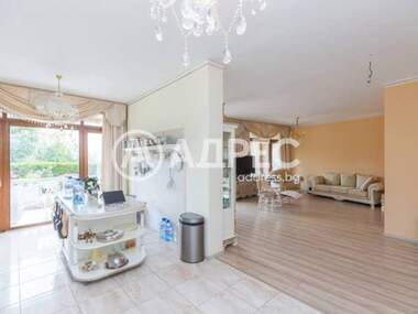 Vânzare - Apartament în Sea Garden,  Varna