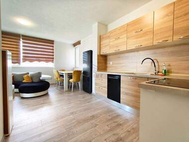 Miete - Wohnung in Slaweykow,  Burgas