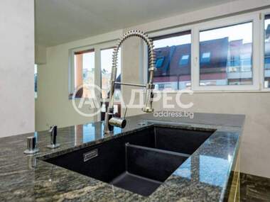 Vânzare - Apartament în Sădiîski,  Plovdiv