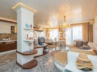 Продажба - Апартамент в Златни Пясъци,  Варна