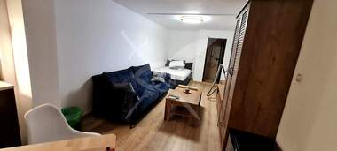 Închiriere - Apartament în Okrăjna bolnița - Generali,  Varna