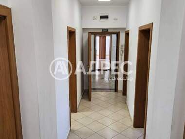 Kira - Ofis olarak Center,  Sofia
