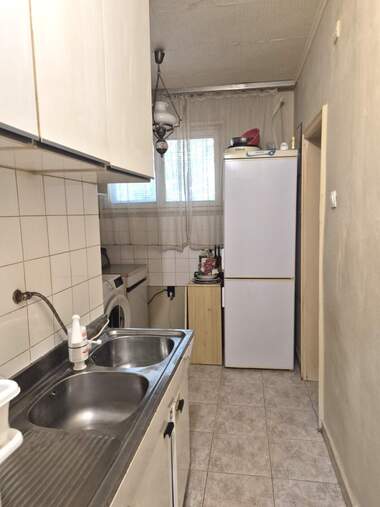 Продажба - Апартамент в Здравец,  Русе