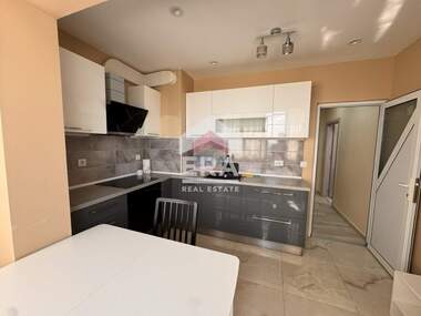 Satış - Apartman olarak Vazrajdane 2,  Varna