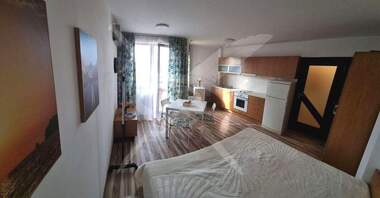 Kira - Apartman olarak Pogrebi,  Varna