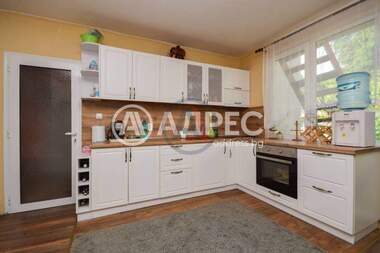 For sale - House in Mladezhko,  Burgas