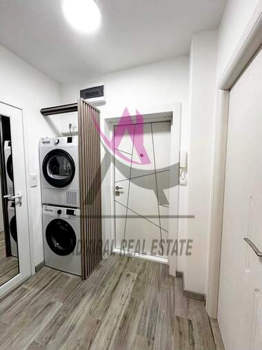 Închiriere - Apartament în Vladislavovo,  Varna