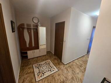 Miete - Wohnung in Wazrajdane,  Burgas