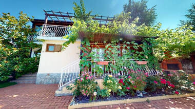 For sale - House in Kosharitsa,  Burgas