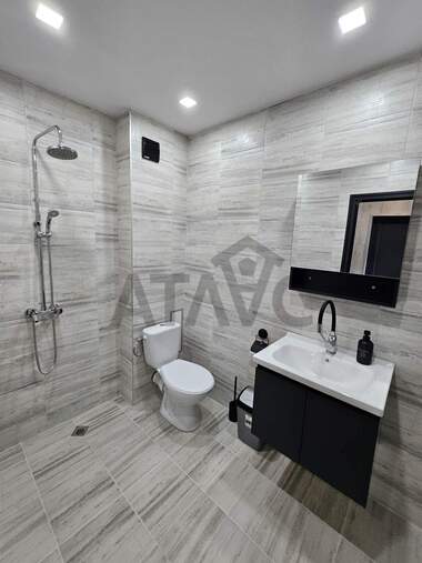 Vânzare - Apartament în Komatevo,  Plovdiv