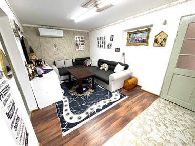 For sale - House in Iuper,  Razgrad