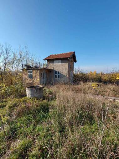 Продажба - Къща във Вилна зона,  Търговище