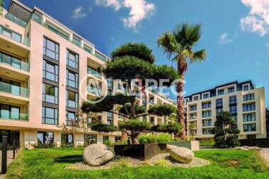 Vânzare - Apartament în Sfinții Constantin și Elena,  Varna