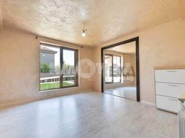 For sale - House in Karadjovo,  Plovdiv