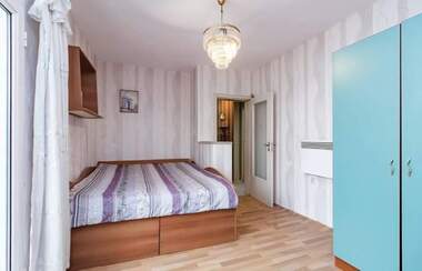 Продажба - Апартамент във ВИНС - Червен площад,  Варна