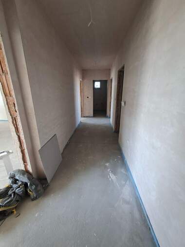 Verkauf - Wohnung in Zentar,  Targowishte