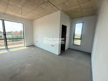 For sale - House in Skutare,  Plovdiv