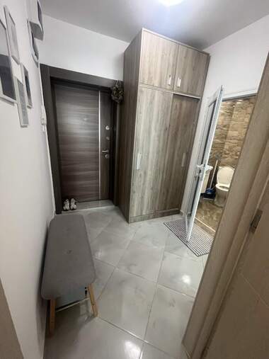 Miete - Wohnung in Mladejki halm,  Plowdiw