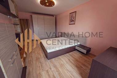 Închiriere - Apartament în Levski,  Varna