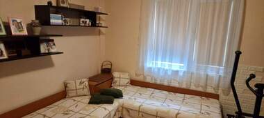 For sale - Apartment in Osvobojdenie,  Razgrad