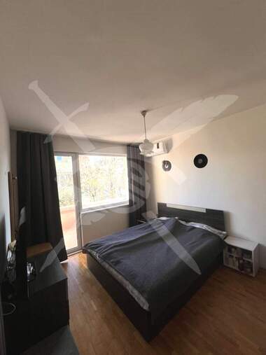 Miete - Wohnung in Mladejki halm,  Plowdiw