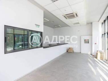 For sale - Store in Metro,  Varna