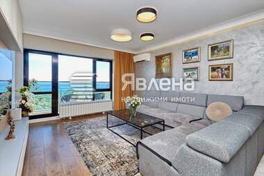 For sale - Apartment in Lazur,  Burgas