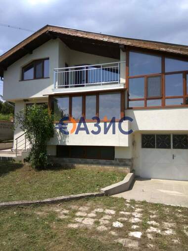For sale - House in Detelina,  Burgas