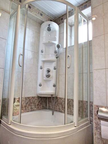 Închiriere - Apartament în Lazur,  Burgas