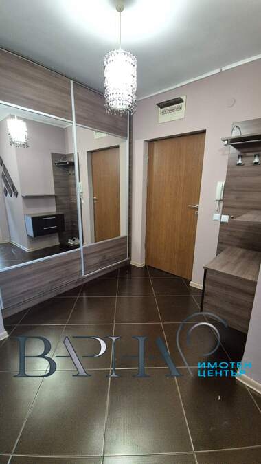For rent - Apartment in HEI,  Varna