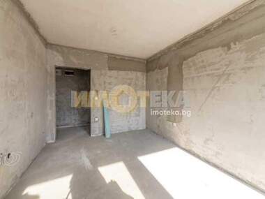 For sale - Office in Vazrajdane 2,  Varna