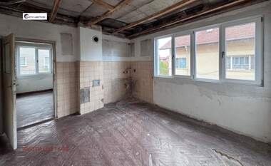Verkauf - Etage von Haus in Kwartal 103,  Wraza