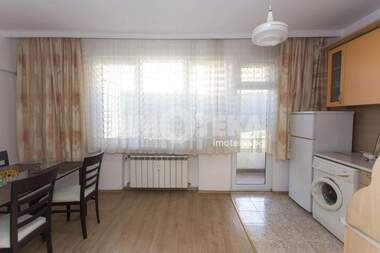 Verkauf - Wohnung in Center,  Sovia