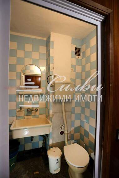 Închiriere - Apartament în Dobrudjanski,  Șumen