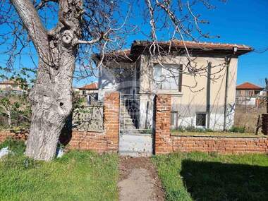 For sale - House in Popovica,  Plovdiv