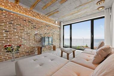Închiriere - Apartament în Briz,  Varna