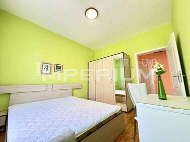 Închiriere - Apartament în Center,  Varna