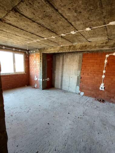 Satış - Apartman olarak Promişlena zona-Iztok,  Haskovo