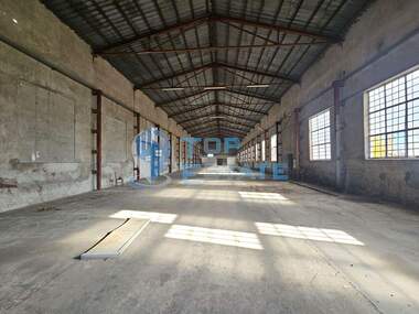 Vânzare - Spațiu industrial în Gorna Oriahovița,  Veliko Tărnovo