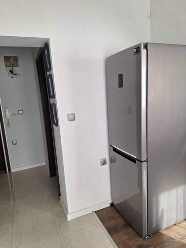 Închiriere - Apartament în Bratia Miladinovi,  Burgas