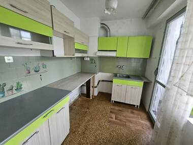 For sale - Apartment in Center,  Sliven