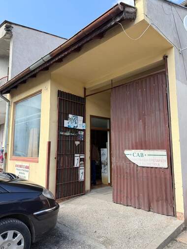 Vânzare - Spațiu industrial/Spațiu de depozitare/Depozit în Skladova baza,  Vrața