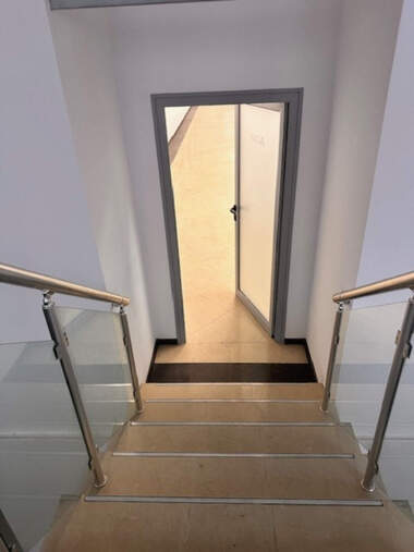 Kira - Ofis olarak Centar,  Veliko Tarnovo