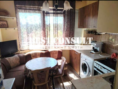 Închiriere - Apartament în Zdraveț,  Ruse