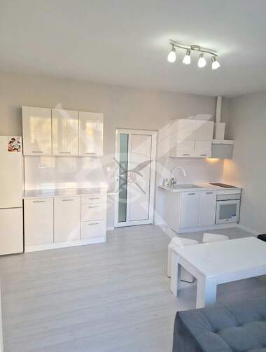 For rent - Apartment in Kiuchuk Parij,  Plovdiv