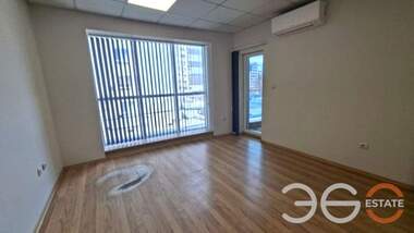 For rent - Office in Liatno kino Trakia,  Varna