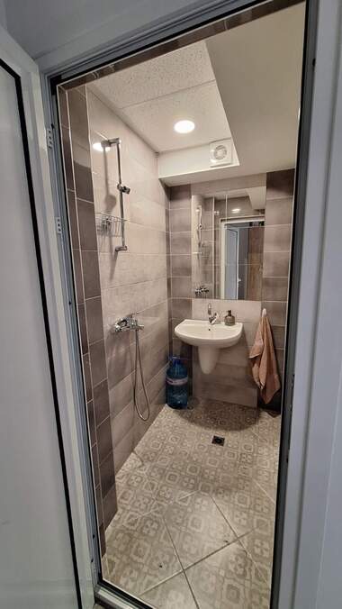 For rent - Office/Beauty saloon/Dental office in Koliu Ficheto,  Veliko Tarnovo