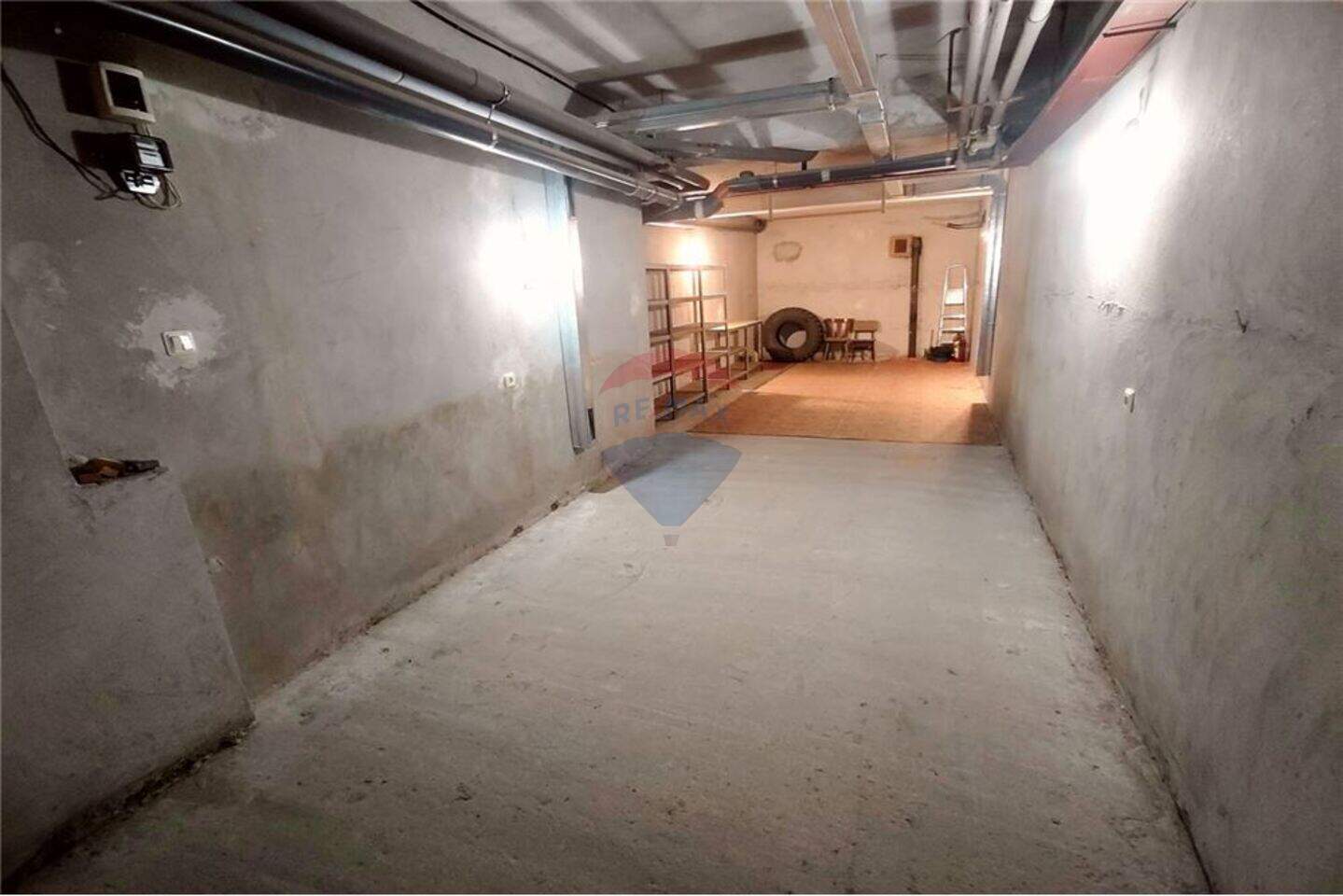 Гараж в Ялта, Русе – снимка 2