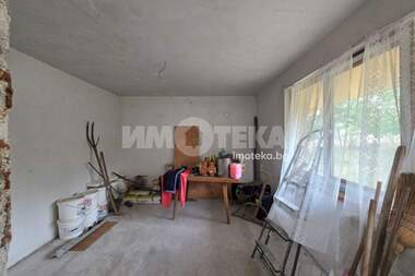 For sale - House in Voluiak,  Sofia