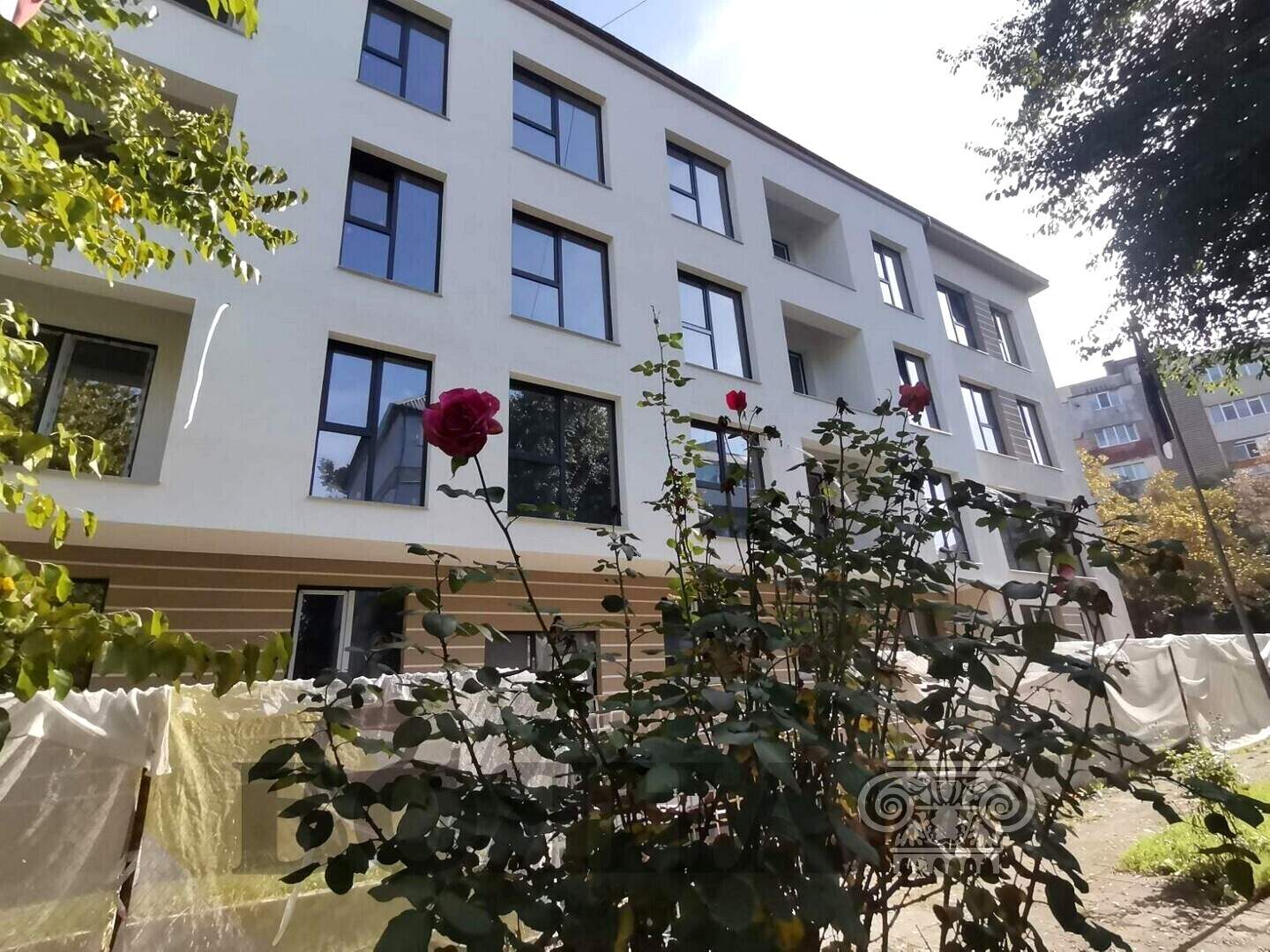 Тристаен Апартамент в Цветница, Русе – снимка 3